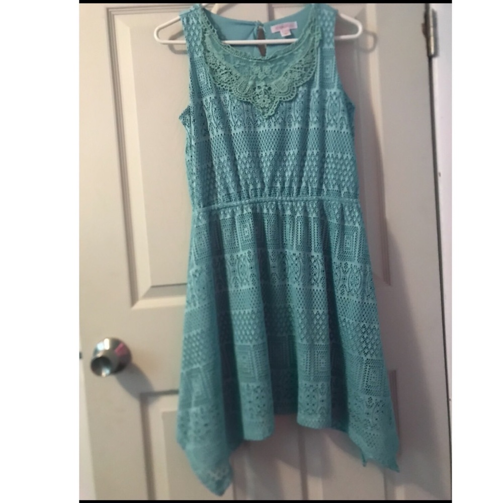 Size 14/16 mint green girls dress